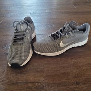 Nike Downshifter 9s, size 11
